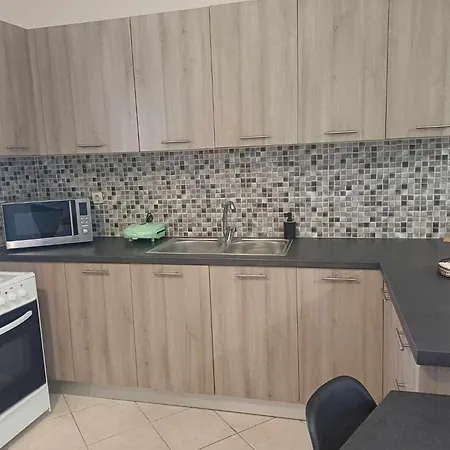 Dcr Dreamcityrooms إرموبولّي